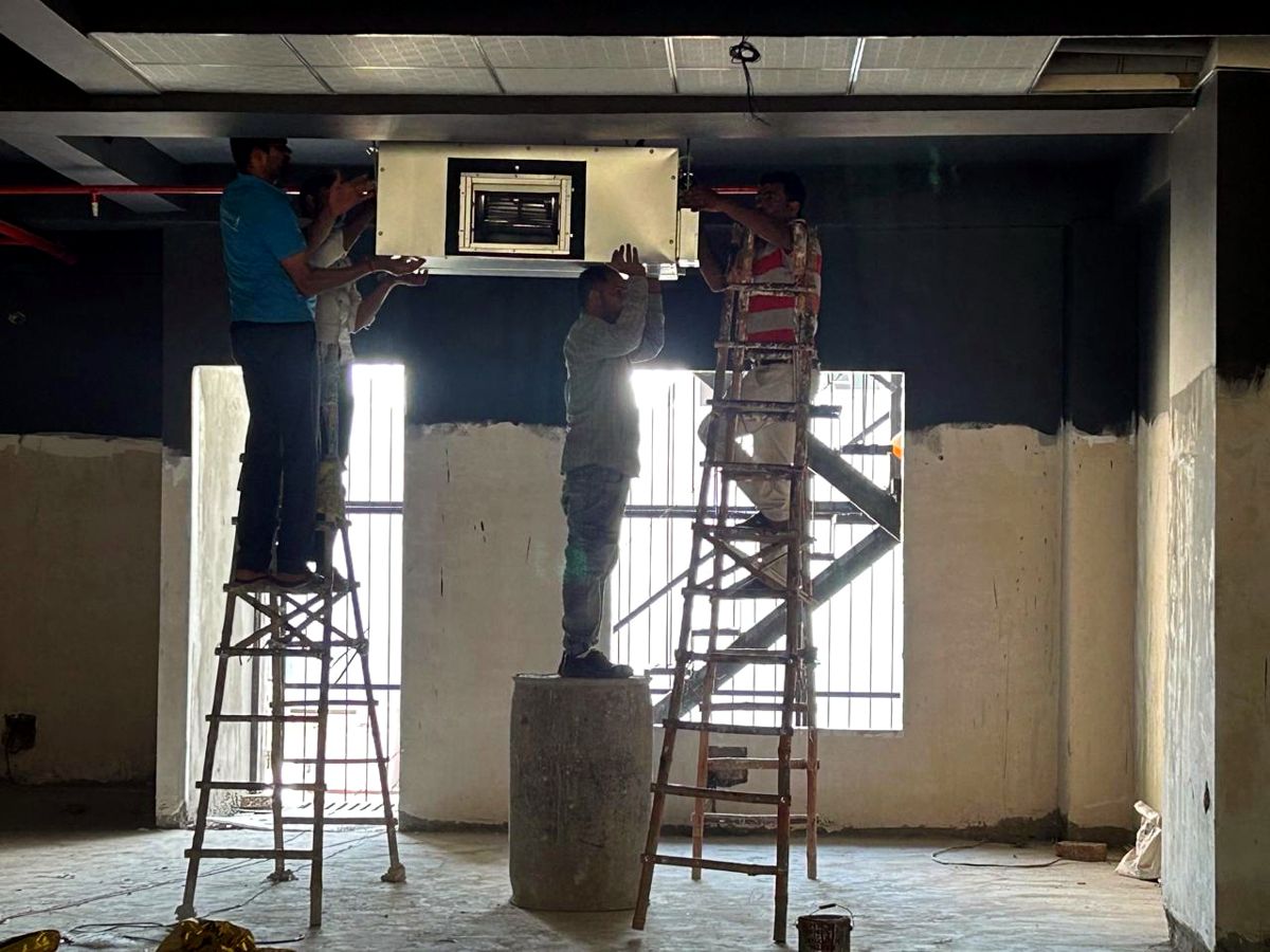 Ductable unit being positioned under the ceiling